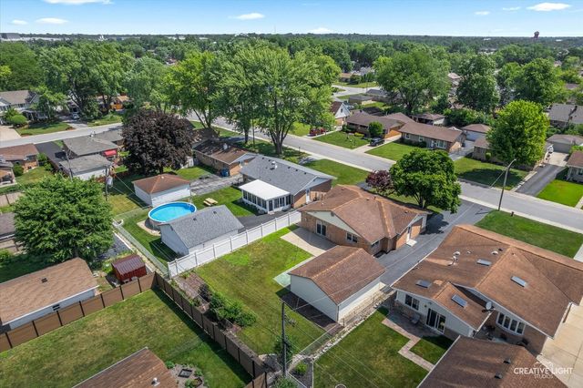 13116 Fairway Drive, Crestwood, IL 60418