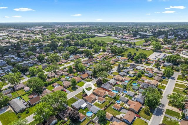 13116 Fairway Drive, Crestwood, IL 60418