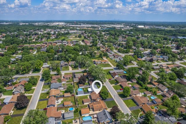 13116 Fairway Drive, Crestwood, IL 60418