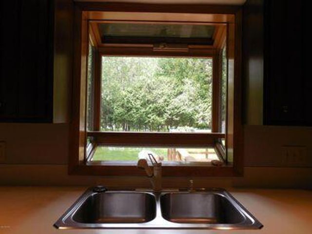 1439 Ivanhoe Road, Ludington, MI 49431