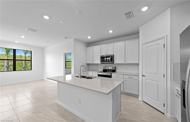 3849 Passion Vine DR, Alva, FL 33920