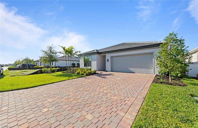 3849 Passion Vine DR, Alva, FL 33920