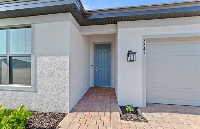 3849 Passion Vine DR, Alva, FL 33920