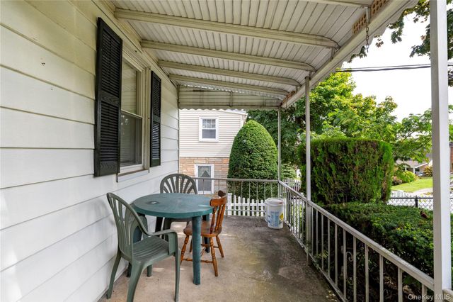 21 Annsville Trail, Yonkers, NY 10703