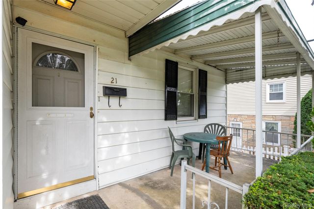 21 Annsville Trail, Yonkers, NY 10703