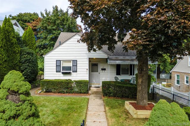 21 Annsville Trail, Yonkers, NY 10703