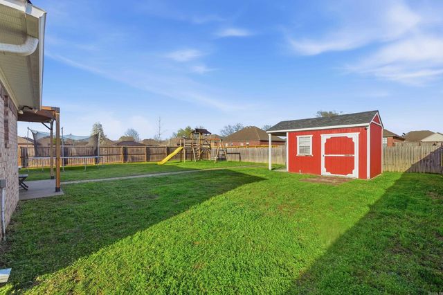 11 Weatherwood Drive, Greenbrier, AR 72058