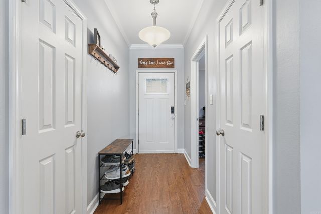 11 Weatherwood Drive, Greenbrier, AR 72058