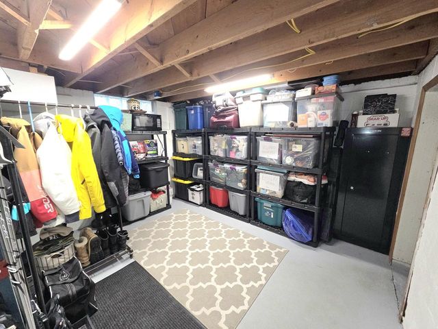 1920 S 97th STREET, West Allis, WI 53227