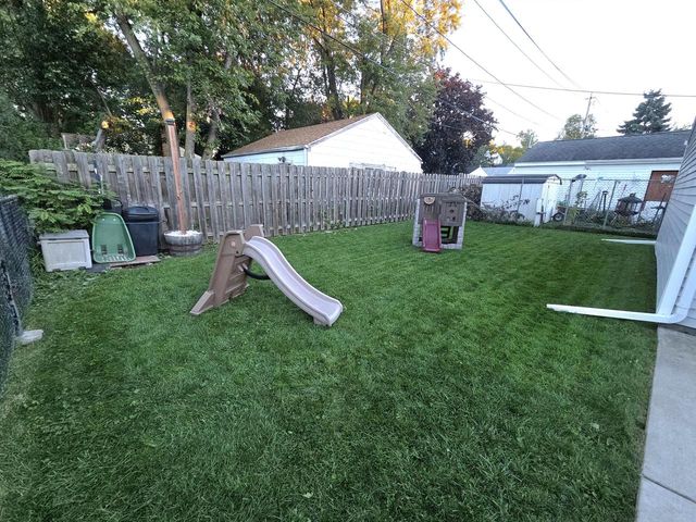 1920 S 97th STREET, West Allis, WI 53227
