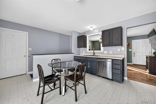 2419 Balboa Circle, Warrenton, MO 63383