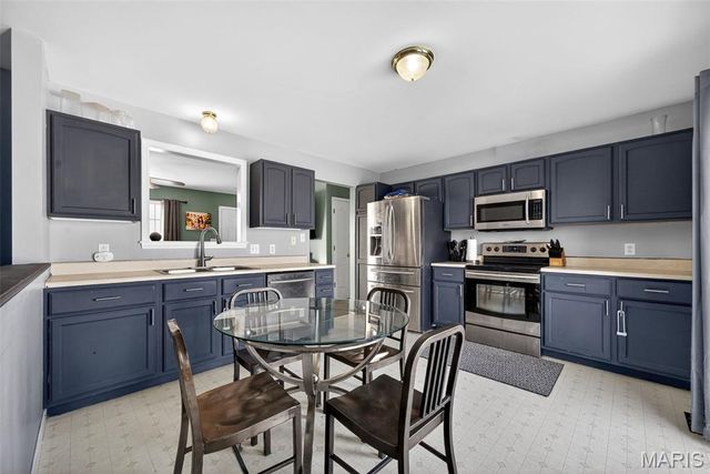 2419 Balboa Circle, Warrenton, MO 63383