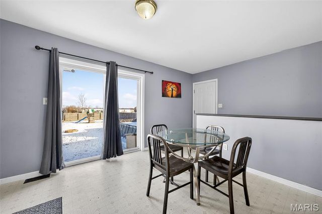 2419 Balboa Circle, Warrenton, MO 63383