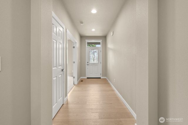 9057 Wyatt Loop SE, Tumwater, WA 98501