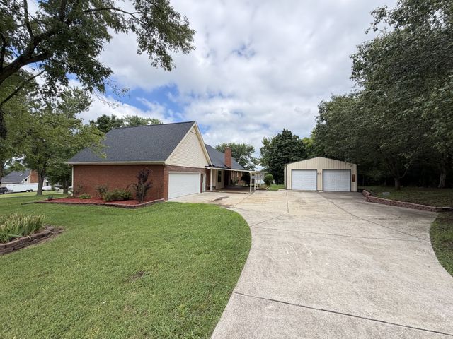 107 John Henry Ln, Hendersonville, TN 37075