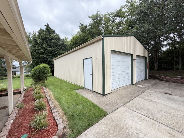107 John Henry Ln, Hendersonville, TN 37075