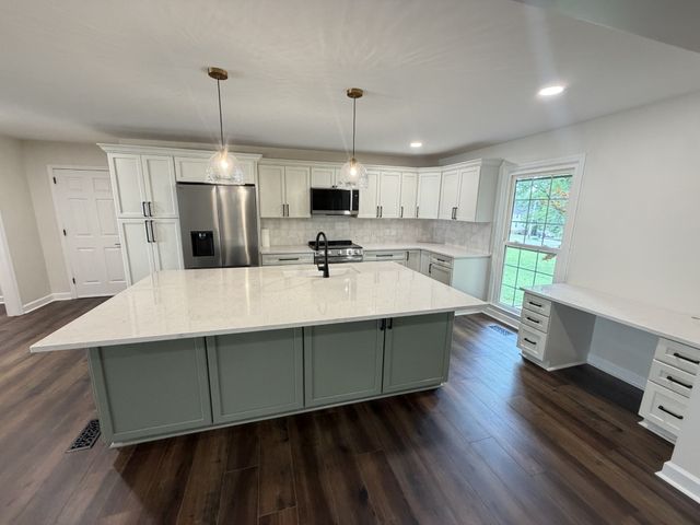107 John Henry Ln, Hendersonville, TN 37075