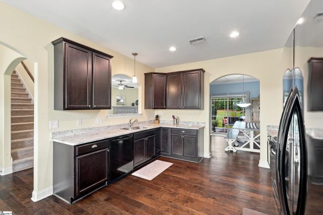 302 Palins Court, Easley, SC 29642