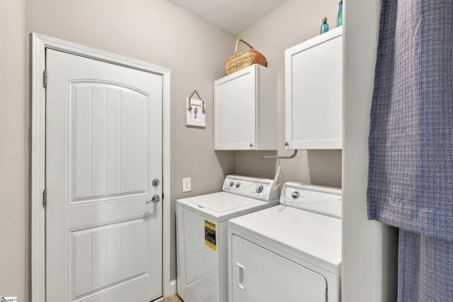 302 Palins Court, Easley, SC 29642