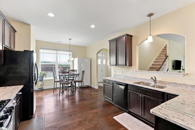 302 Palins Court, Easley, SC 29642