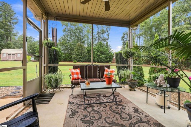 302 Palins Court, Easley, SC 29642