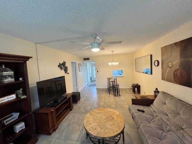351 Cambridge Road 104, Hollywood, FL 33024