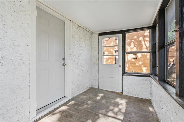 908 Sherburne Avenue, Saint Paul, MN 55104