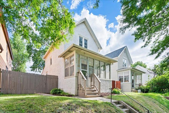 908 Sherburne Avenue, Saint Paul, MN 55104