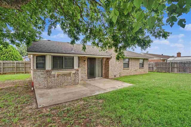 7615 SW Delta Ave, Lawton, OK 73505