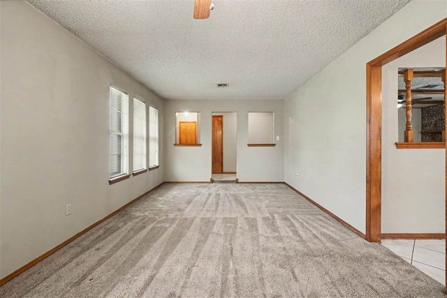 7615 SW Delta Ave, Lawton, OK 73505