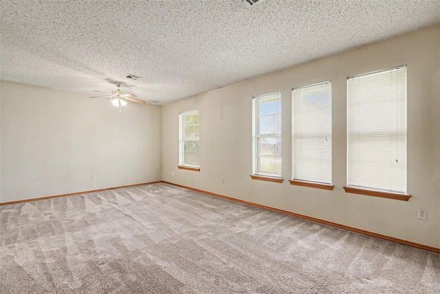 7615 SW Delta Ave, Lawton, OK 73505