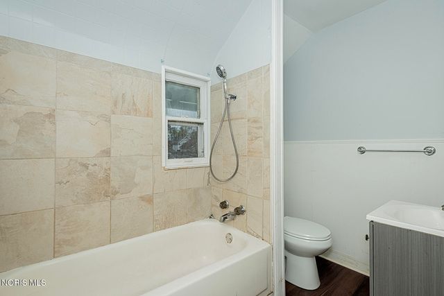 4211 Jackman Road, Toledo, OH 43612