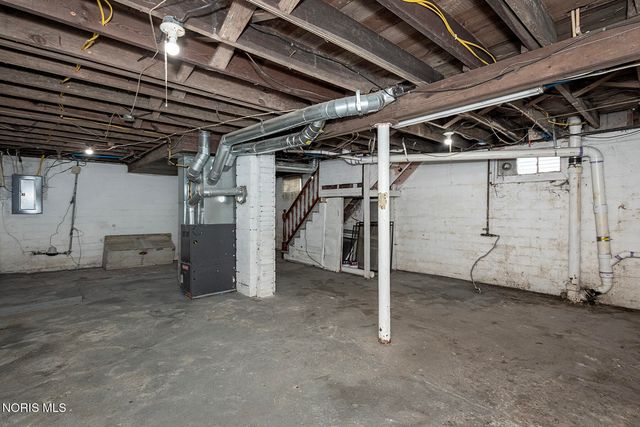 4211 Jackman Road, Toledo, OH 43612