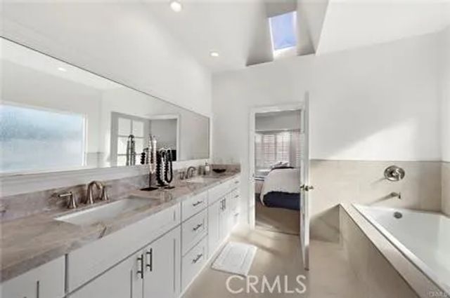 322 Jasmine Avenue, Corona Del Mar, CA 92625