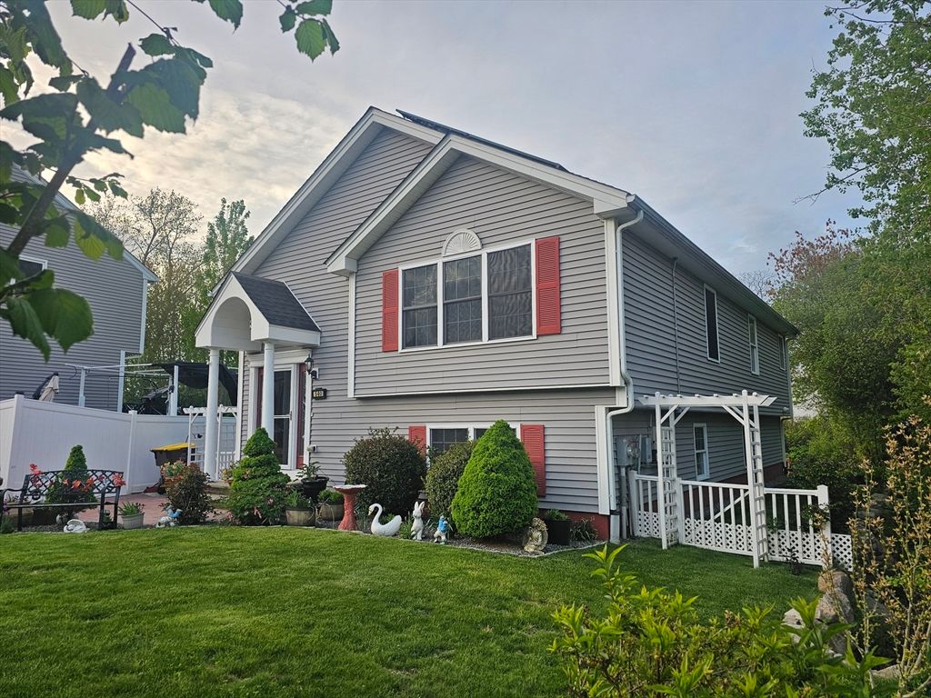 540 Stevens Street, Fall River, MA 02721