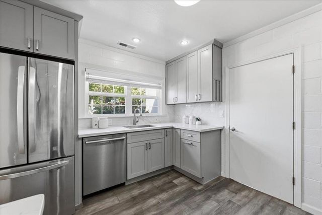 1019 Riverton Drive, San Carlos, CA 94070