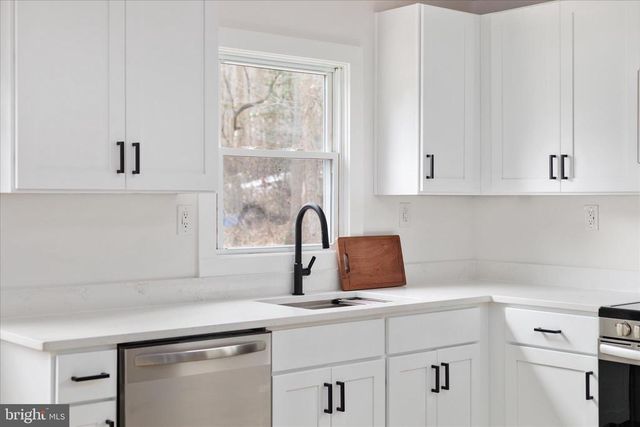 139 NEZ PERCE WAY, Chester Gap, VA 22623