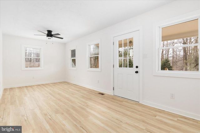 139 NEZ PERCE WAY, Chester Gap, VA 22623