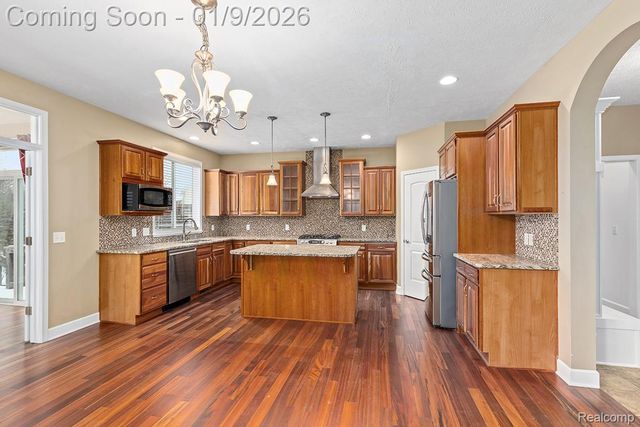 3580 Westhampton Court Ne, Grand Rapids Charter Township, MI 49546