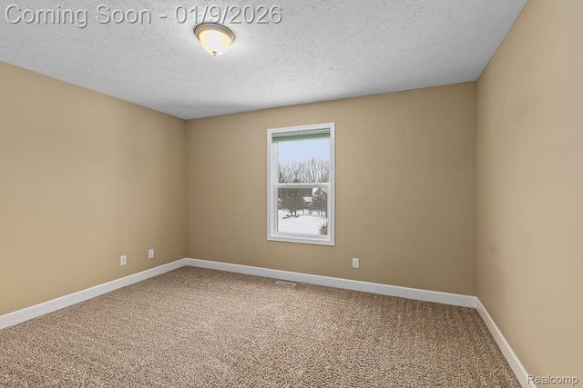 3580 Westhampton Court Ne, Grand Rapids Charter Township, MI 49546