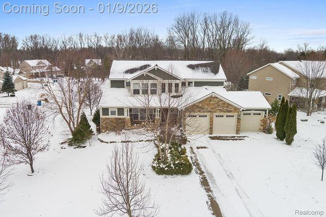 3580 Westhampton Court Ne, Grand Rapids Charter Township, MI 49546