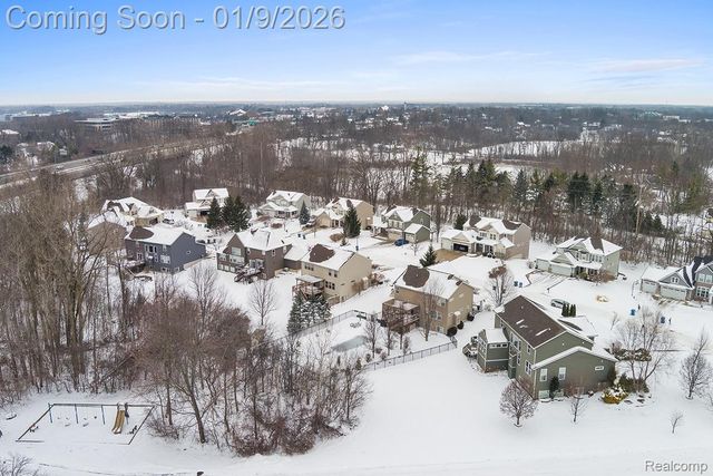 3580 Westhampton Court Ne, Grand Rapids Charter Township, MI 49546