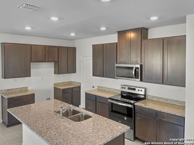 4107 Carraway St, New Braunfels, TX 78130