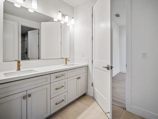 8118 Bridger Ln, Shingle Springs, CA 95682