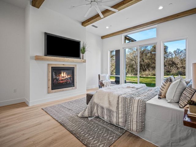 8118 Bridger Ln, Shingle Springs, CA 95682