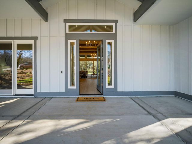 8118 Bridger Ln, Shingle Springs, CA 95682
