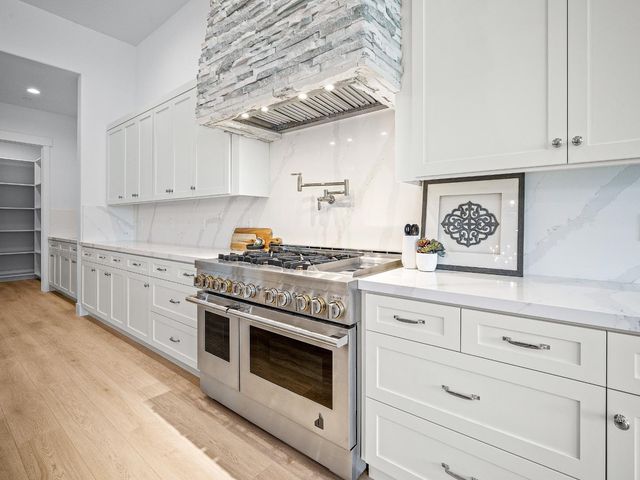 8118 Bridger Ln, Shingle Springs, CA 95682