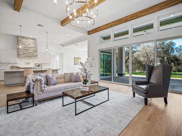 8118 Bridger Ln, Shingle Springs, CA 95682