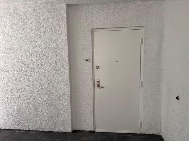 14951 Royal Oaks Ln 401, North Miami, FL 33181