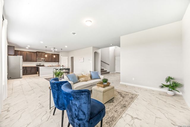 120 Stag Way, Schertz, TX 78108